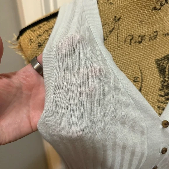 Cropped Ribbed Tank - Picture 4 of 8